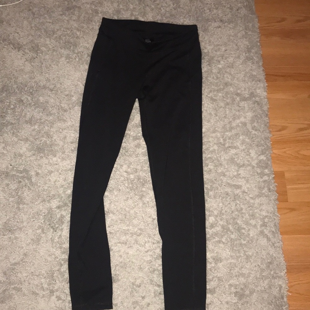 High waisted leggings